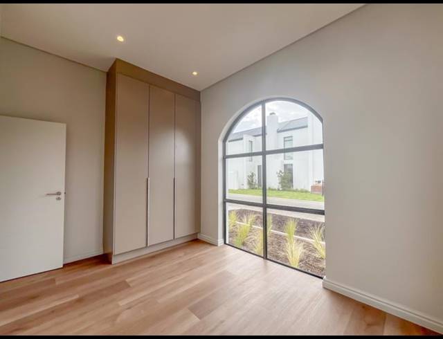 3 BEDROOM HOUSE FOR SALE IN PAARL VALLEIJ LIFESTYLE ESTATE